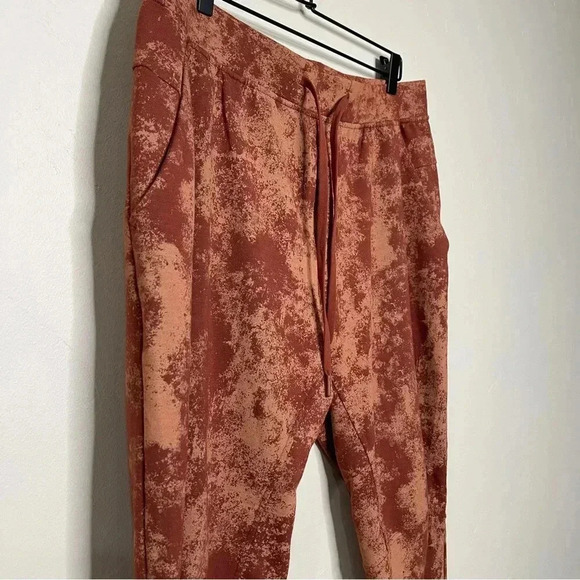Lululemon Men’s City Sweat Jogger French Terry ADTS Astral Terracotta XL NWOT - Picture 4 of 8